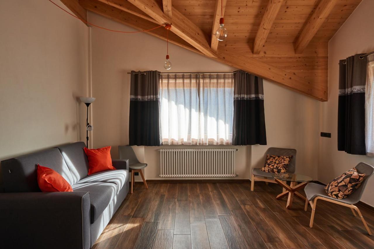 Piodahaus B&B Piedilago Exterior photo